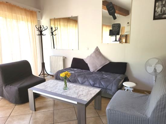 Salon lavandes 25 (1)550